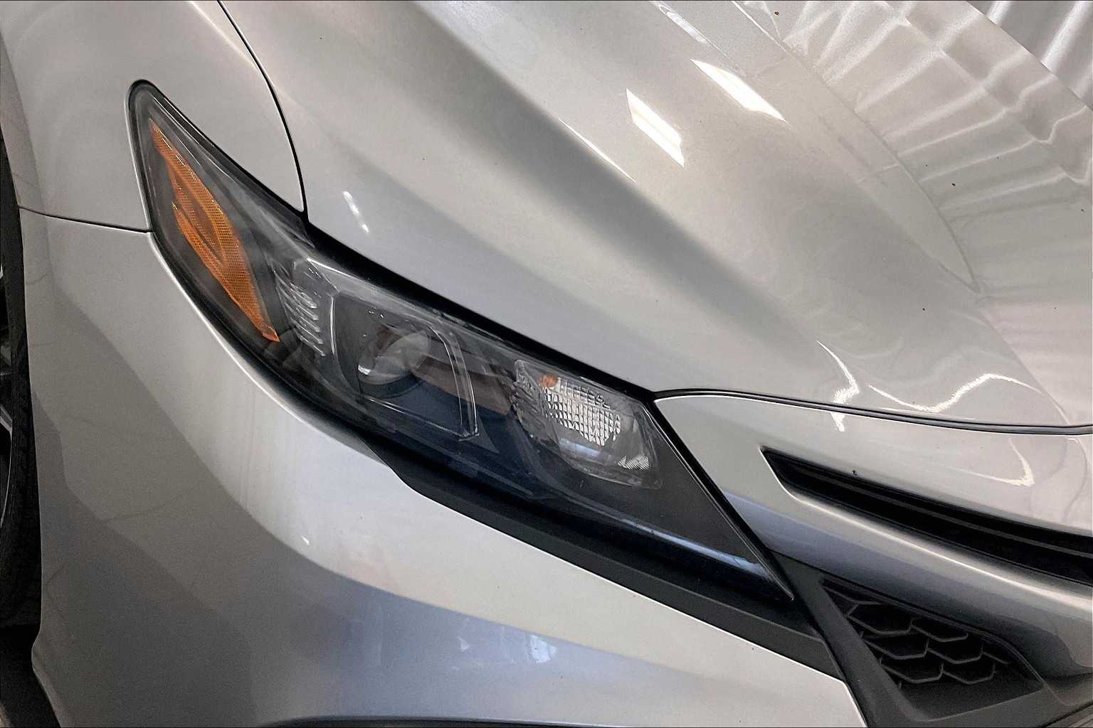 2022 Toyota Camry SE - Photo 32