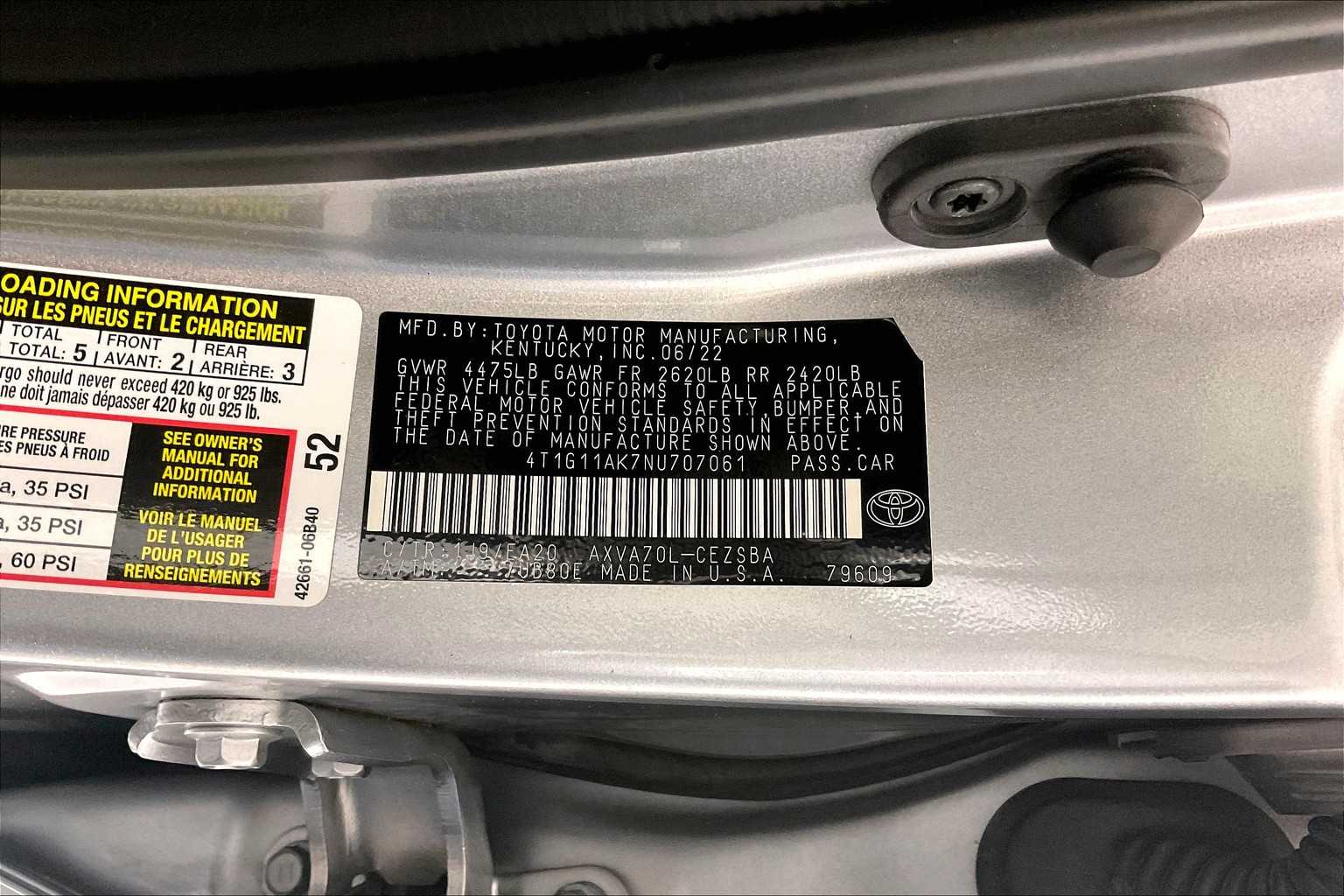 2022 Toyota Camry SE - Photo 35