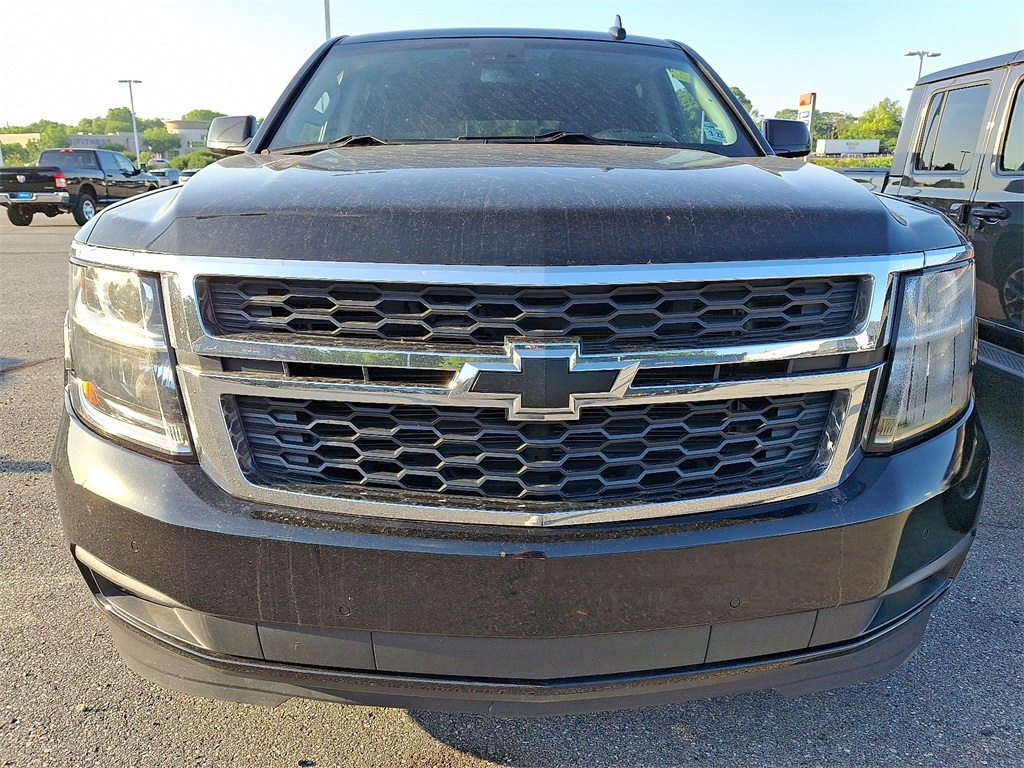 2018 Chevrolet Tahoe LT - Photo 2