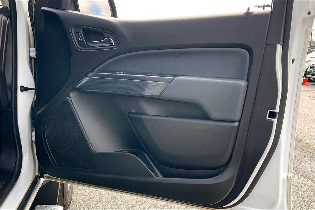 2020 Chevrolet Colorado Z71 - Photo 11