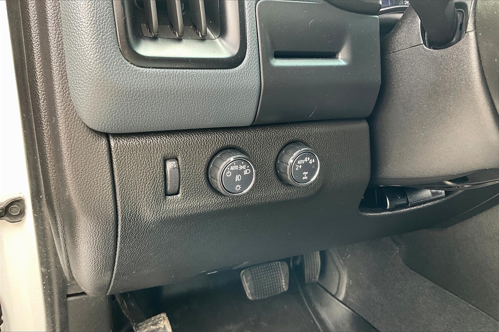 2020 Chevrolet Colorado Z71 - Photo 25