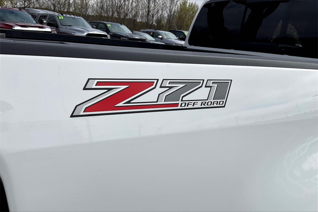 2020 Chevrolet Colorado Z71 - Photo 27