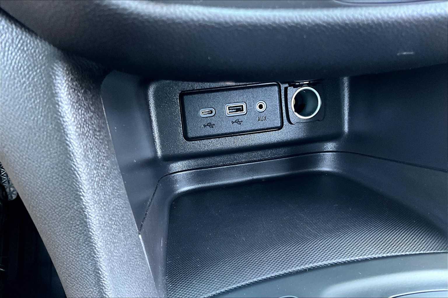 2022 Chevrolet Equinox LT - Photo 25