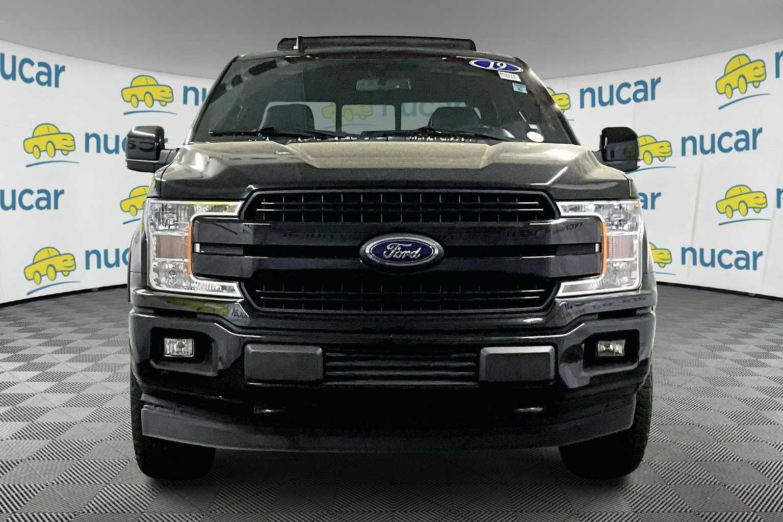 2019 Ford F-150 LARIAT - Photo 2
