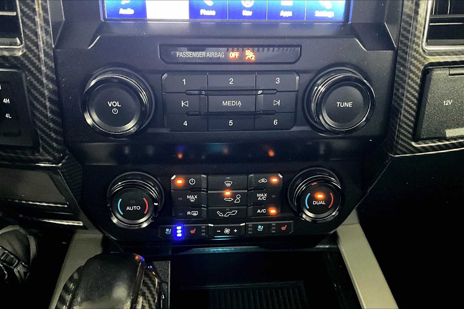 2019 Ford F-150 LARIAT - Photo 26