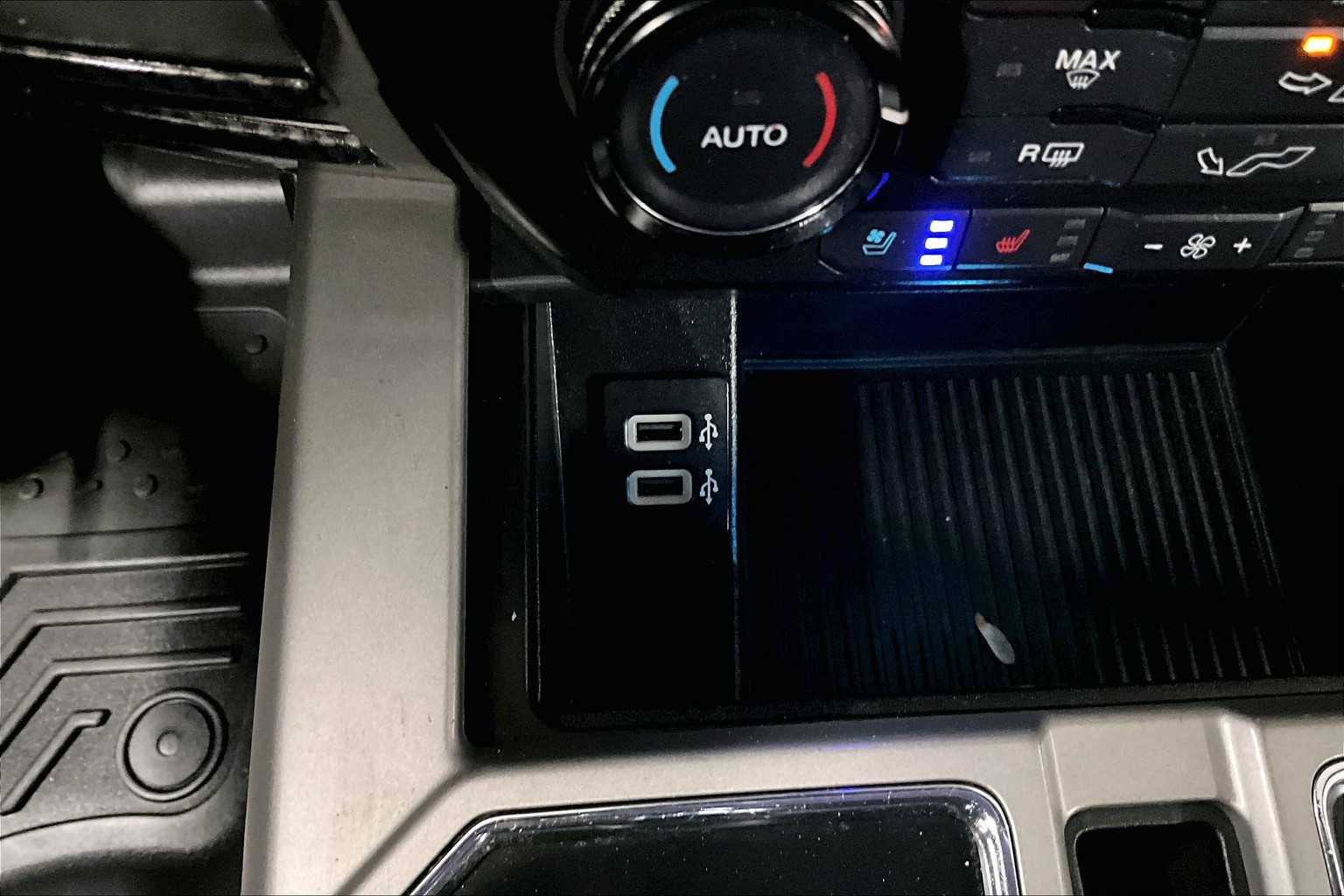 2019 Ford F-150 LARIAT - Photo 27
