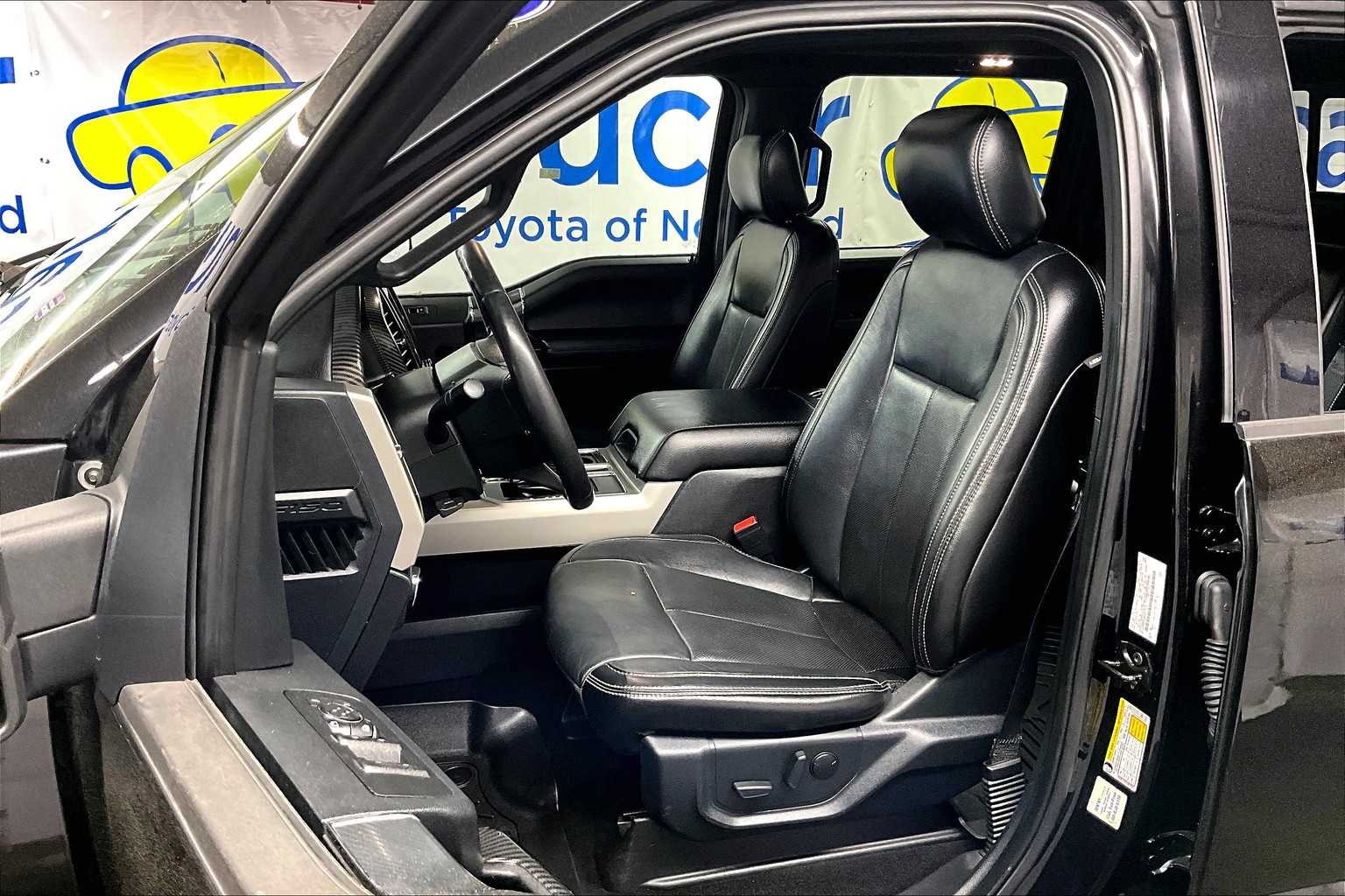 2019 Ford F-150 LARIAT - Photo 10