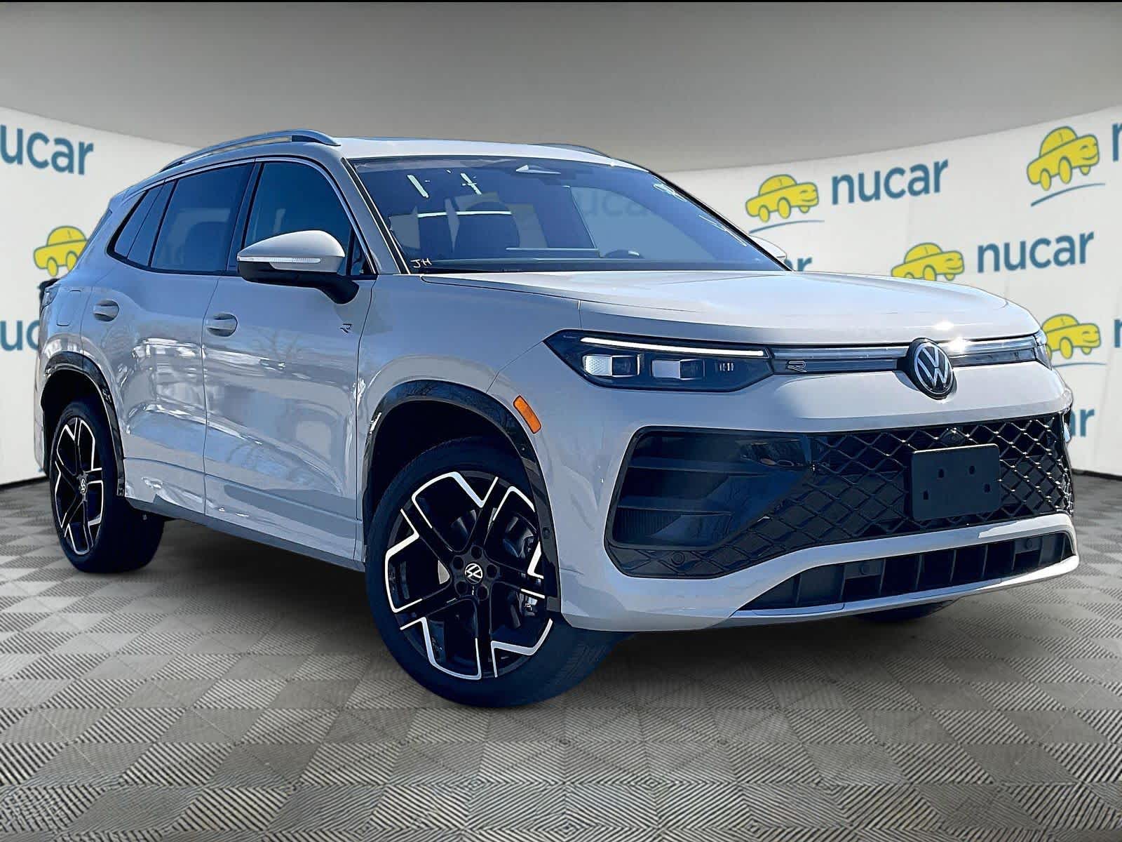 2026 Volkswagen Tiguan SEL R-Line Turbo