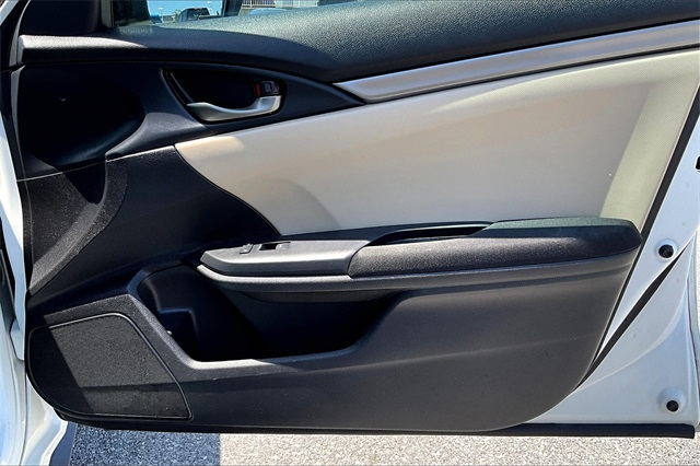 2018 Honda Civic Sport - Photo 12