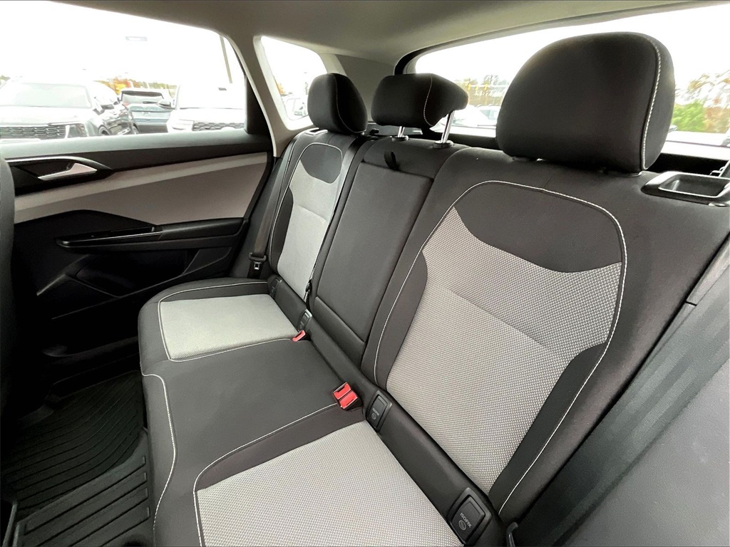 2023 Volkswagen Taos 1.5T S - Photo 14