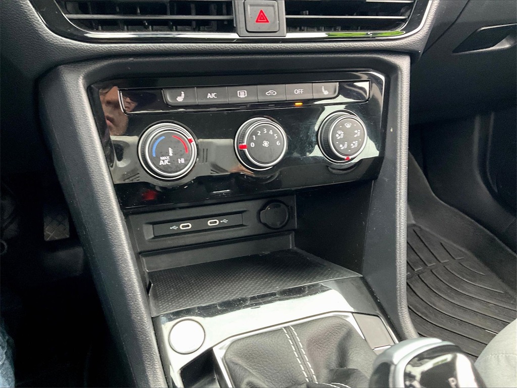 2023 Volkswagen Taos 1.5T S - Photo 24