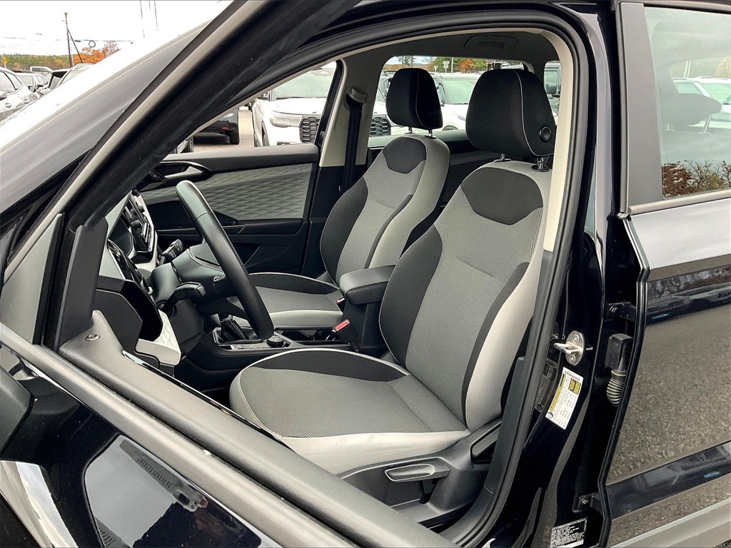 2023 Volkswagen Taos 1.5T S - Photo 9