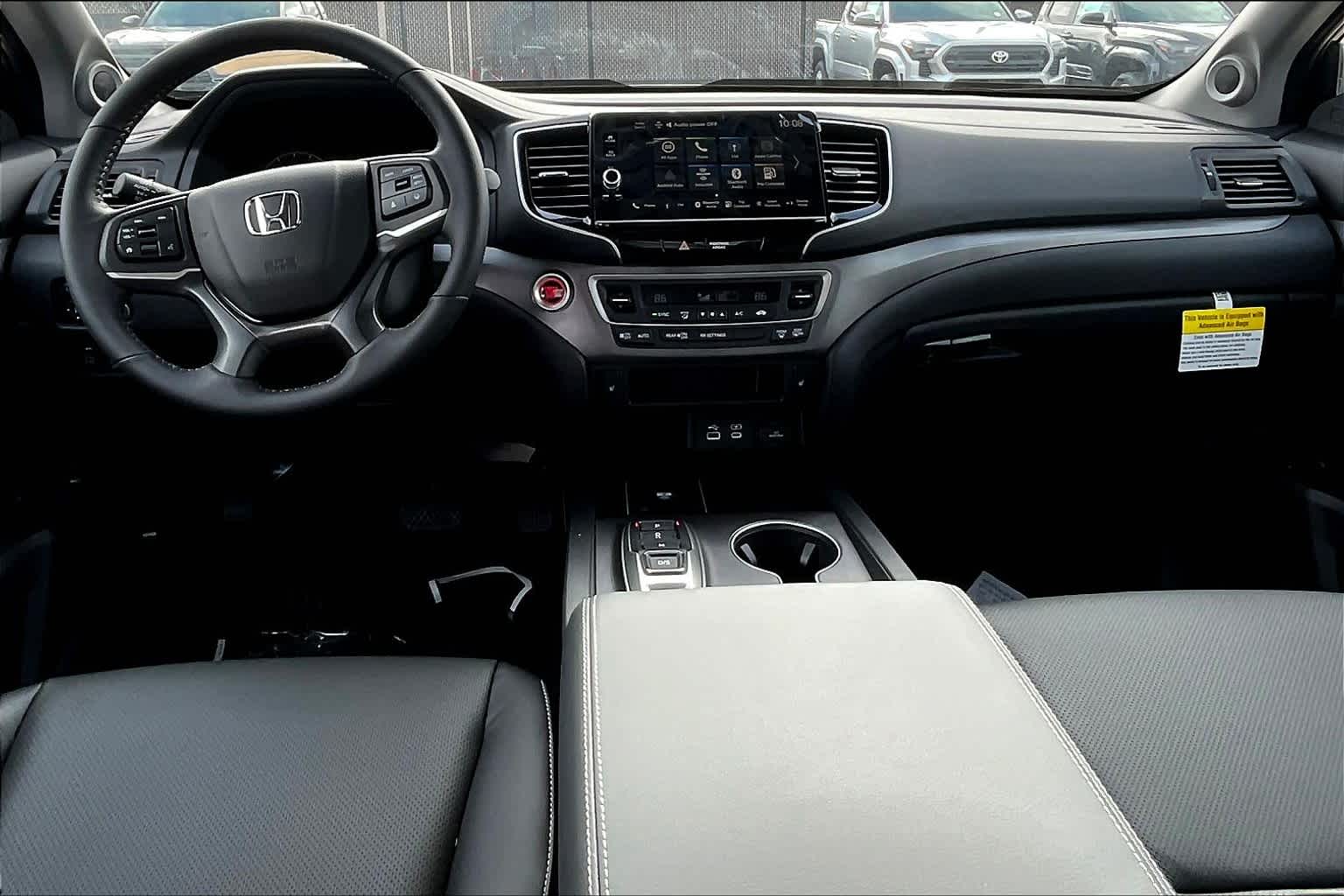 2025 Honda Ridgeline RTL+ - Photo 12