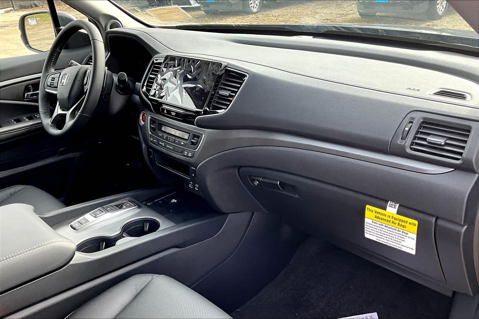 2025 Honda Ridgeline RTL+ - Photo 10