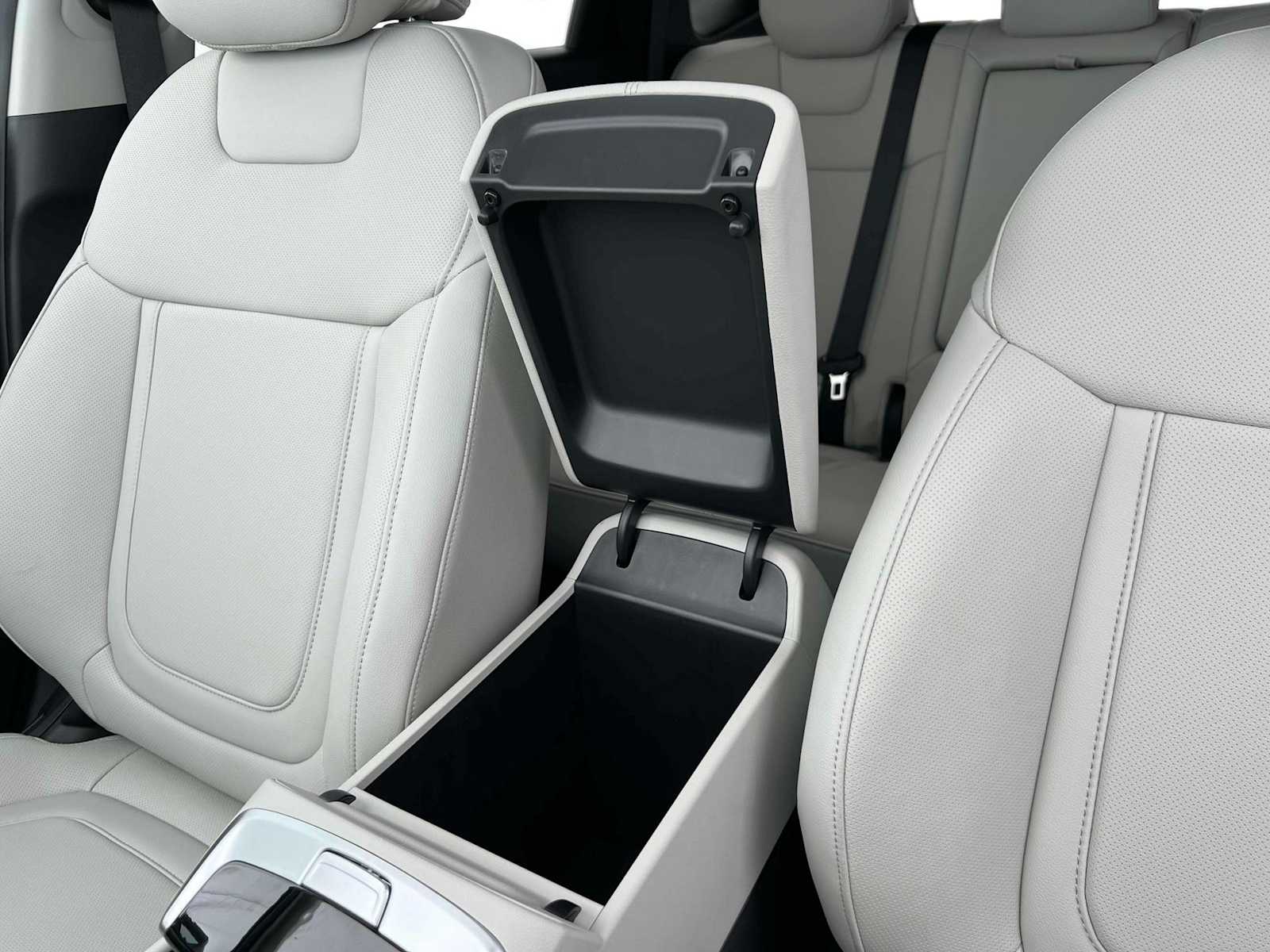 2025 Hyundai Tucson SEL Convenience - Photo 18
