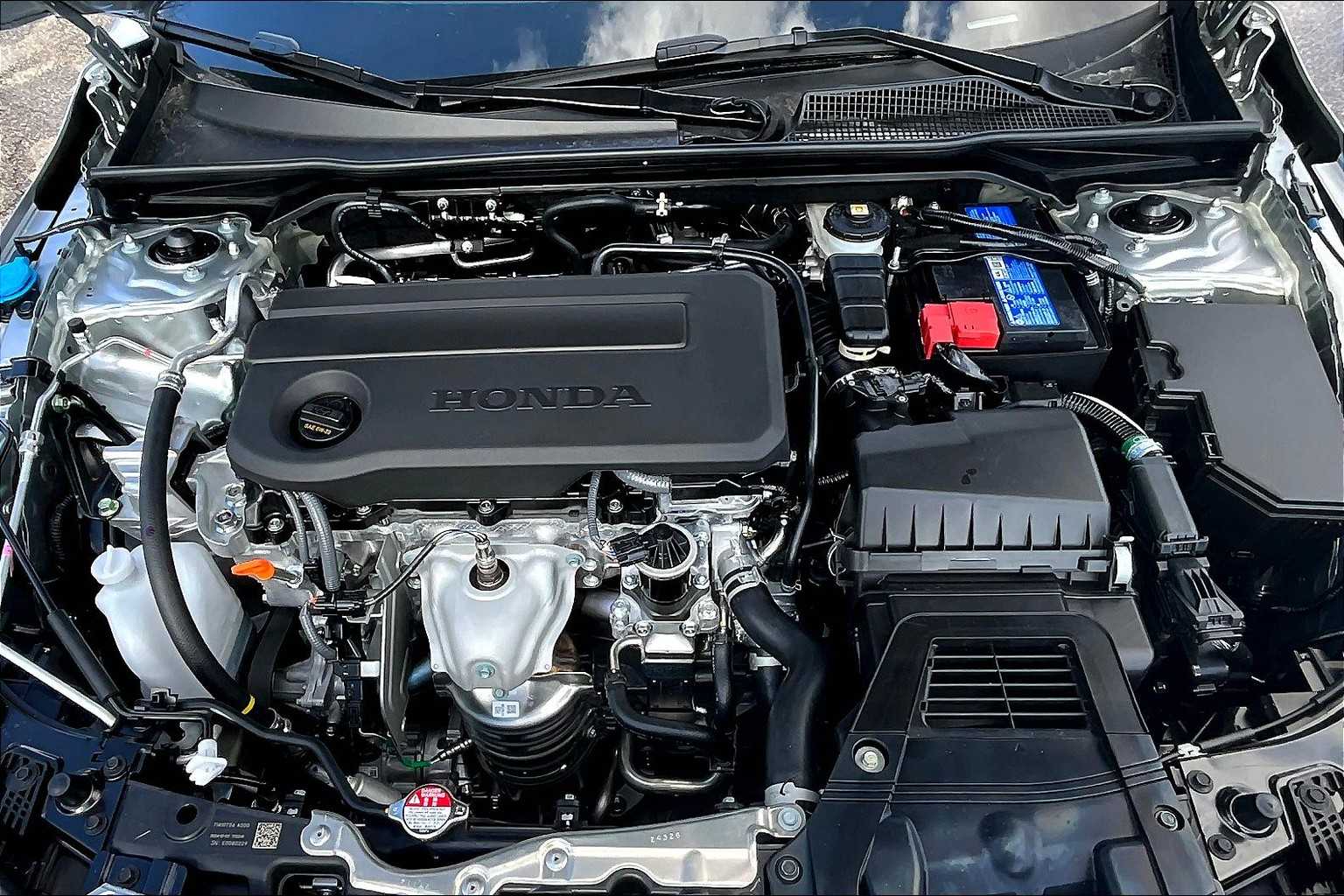 2025 Honda Civic Sport - Photo 16