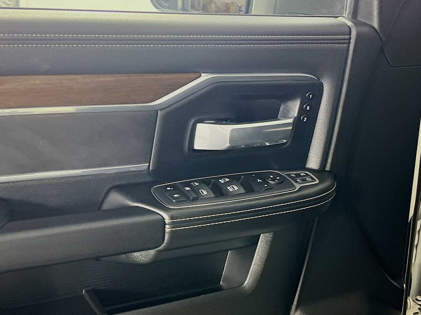 2024 Ram 2500 Laramie - Photo 18