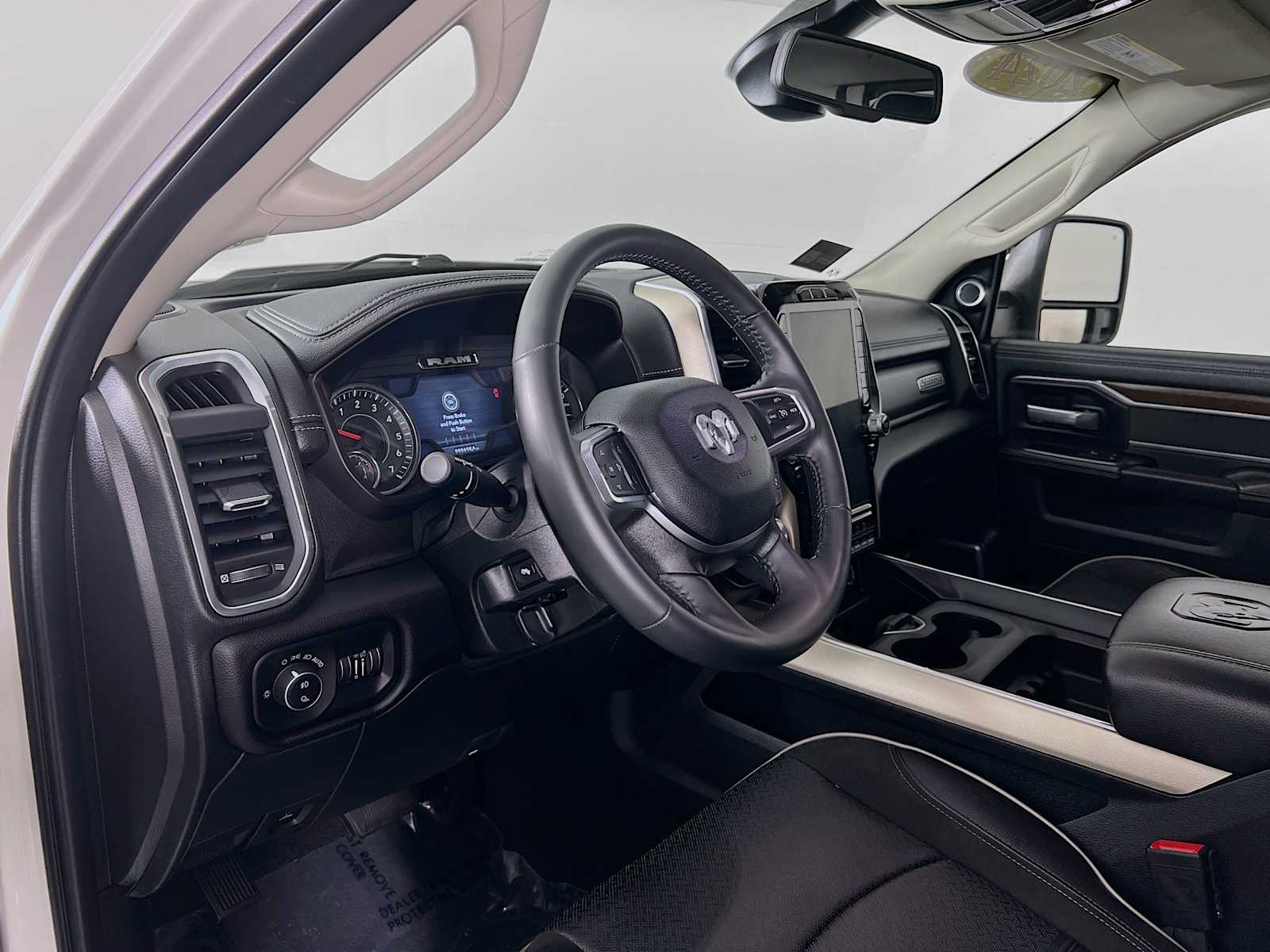 2024 Ram 2500 Laramie - Photo 9