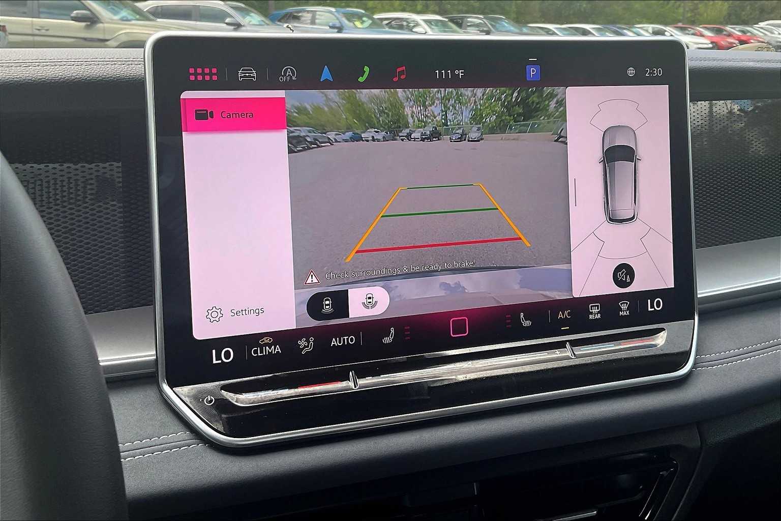 2025 Volkswagen Tiguan SE - Photo 19