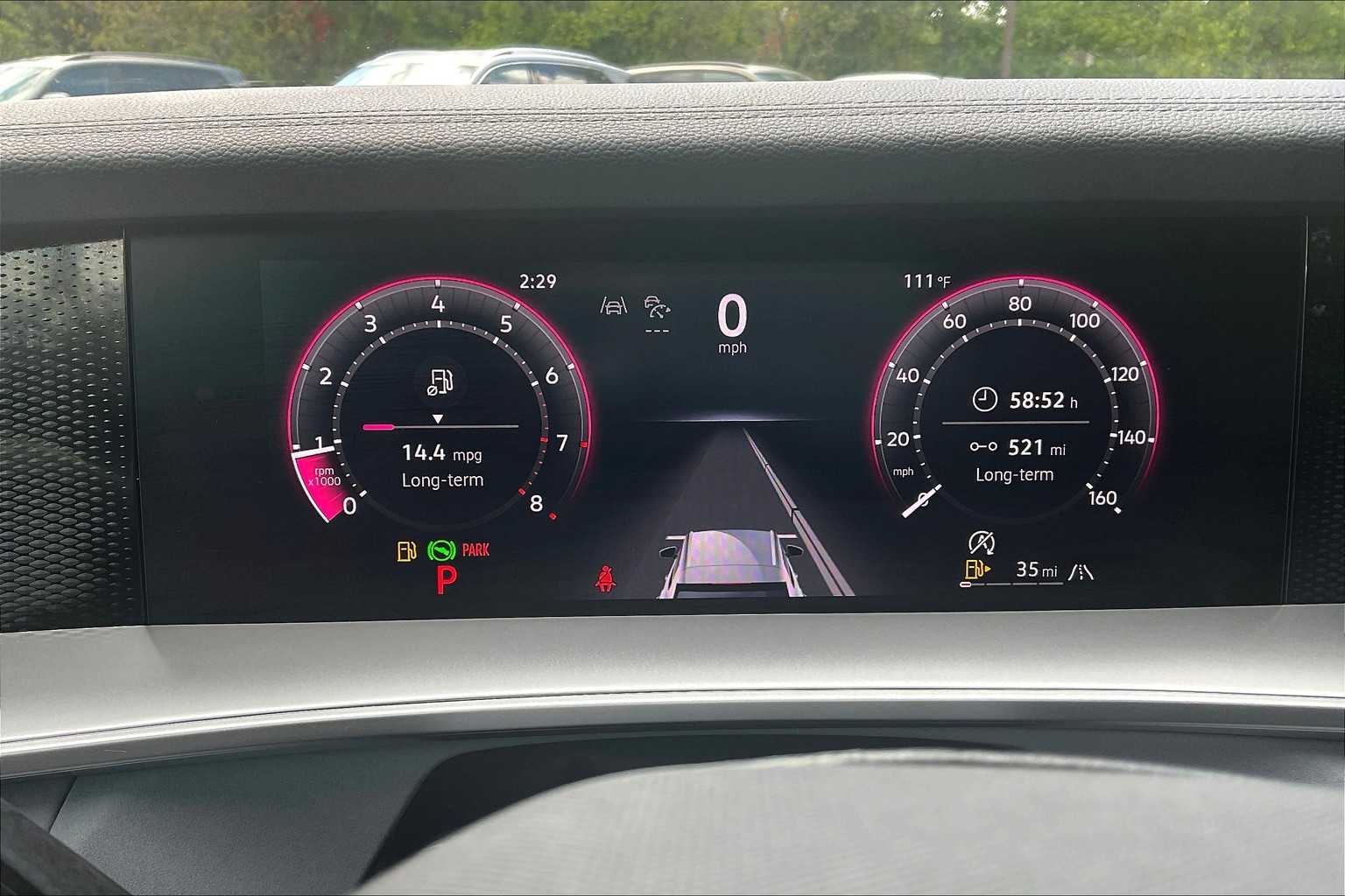 2025 Volkswagen Tiguan SE - Photo 24