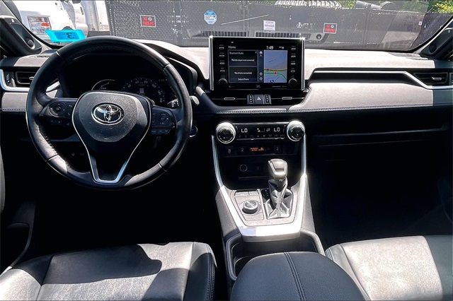 2021 Toyota RAV4 Hybrid XSE - Photo 16