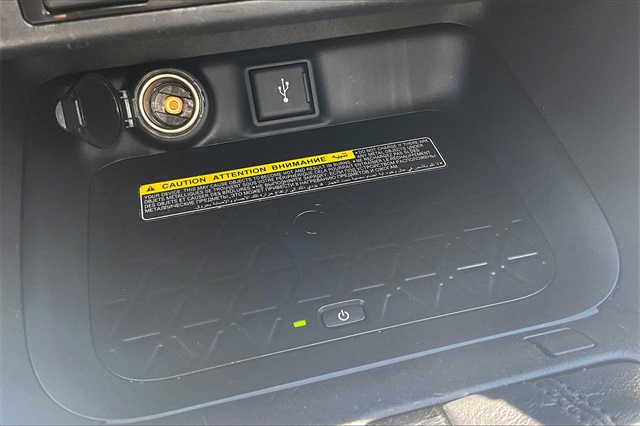 2021 Toyota RAV4 Hybrid XSE - Photo 28