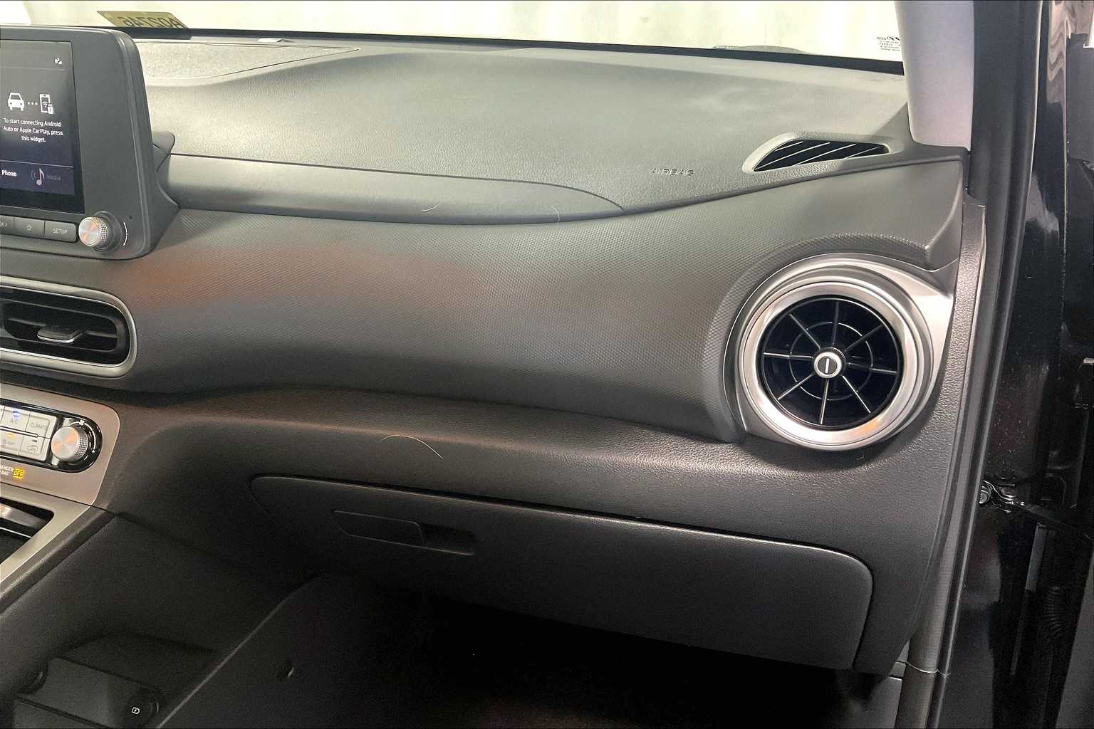 2023 Hyundai Kona Electric SE - Photo 13