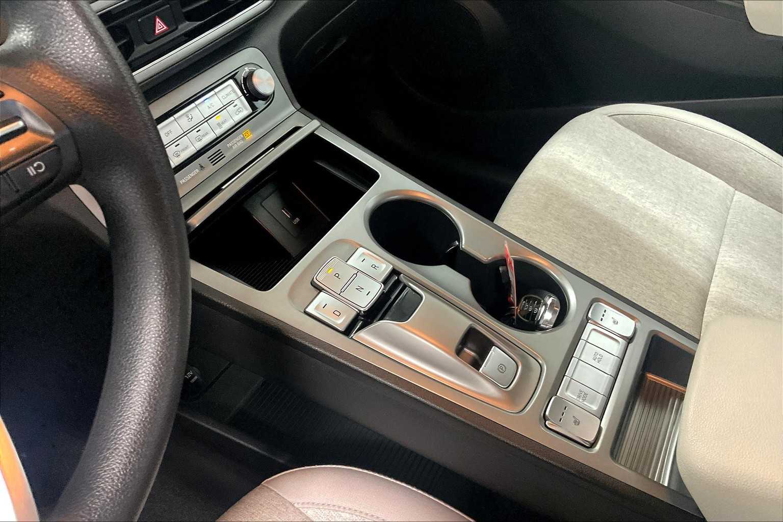2023 Hyundai Kona Electric SE - Photo 20