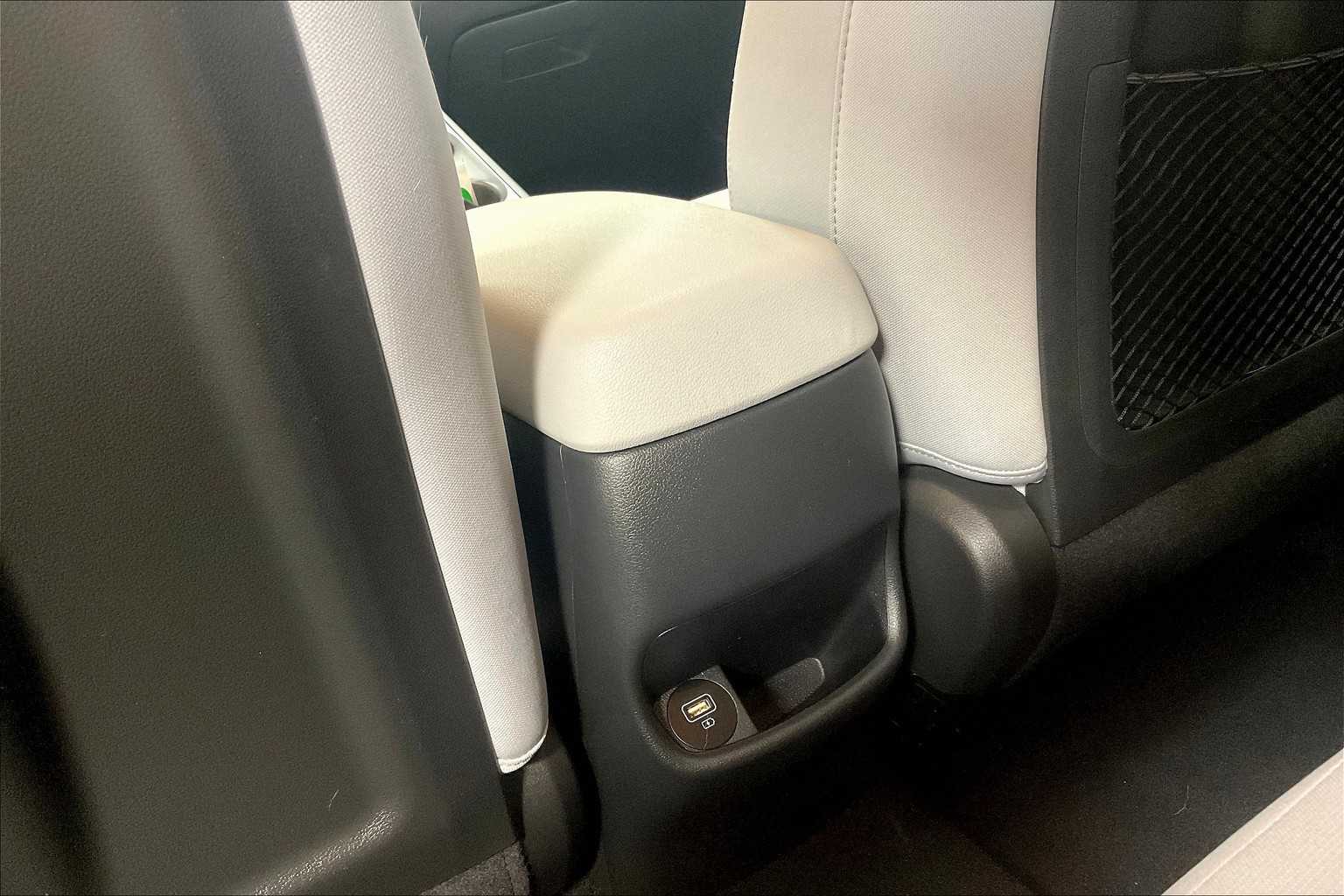 2023 Hyundai Kona Electric SE - Photo 27