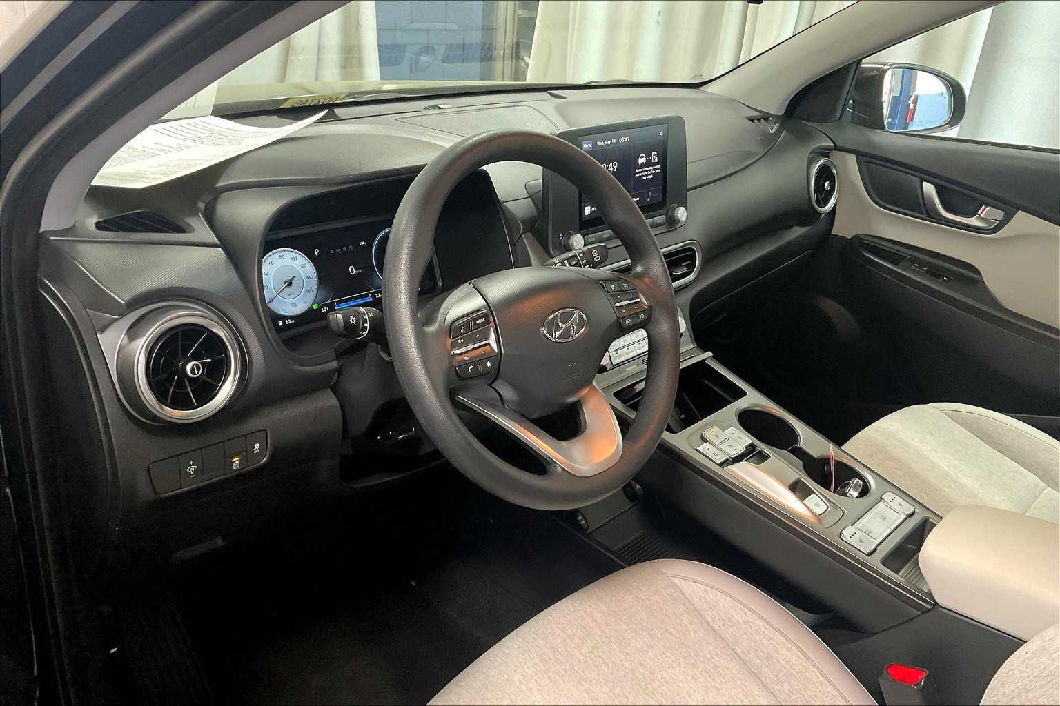 2023 Hyundai Kona Electric SE - Photo 8