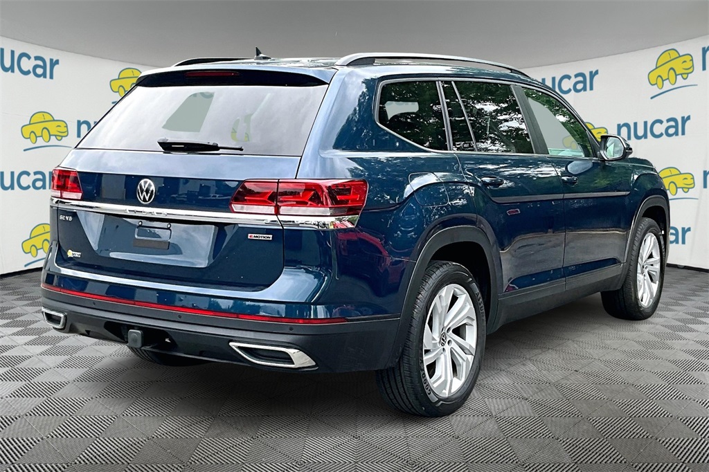 2022 Volkswagen Atlas 3.6L V6 SE w/Technology - Photo 13