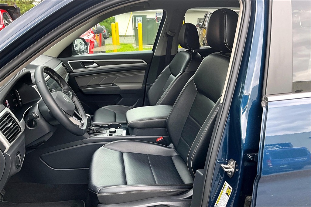 2022 Volkswagen Atlas 3.6L V6 SE w/Technology - Photo 20