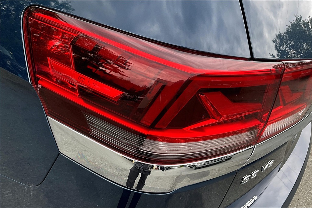 2022 Volkswagen Atlas 3.6L V6 SE w/Technology - Photo 32