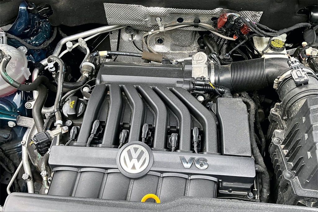 2022 Volkswagen Atlas 3.6L V6 SE w/Technology - Photo 33