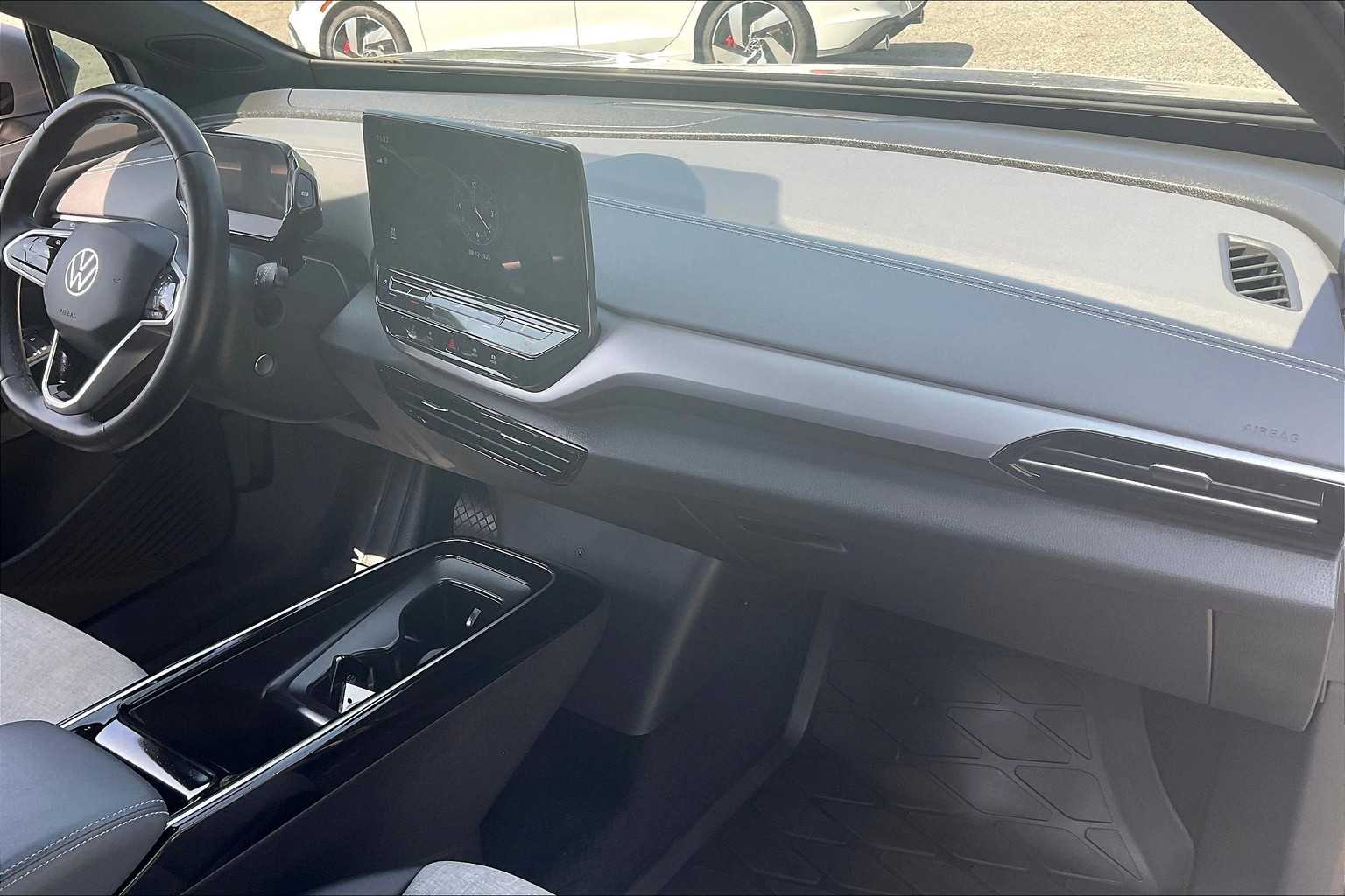 2023 Volkswagen ID.4 Pro - Photo 14