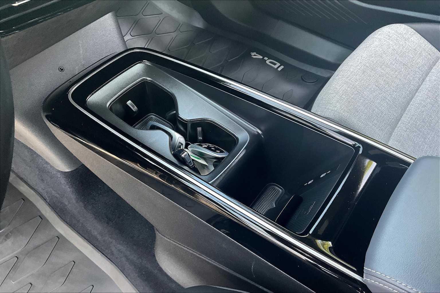 2023 Volkswagen ID.4 Pro - Photo 20