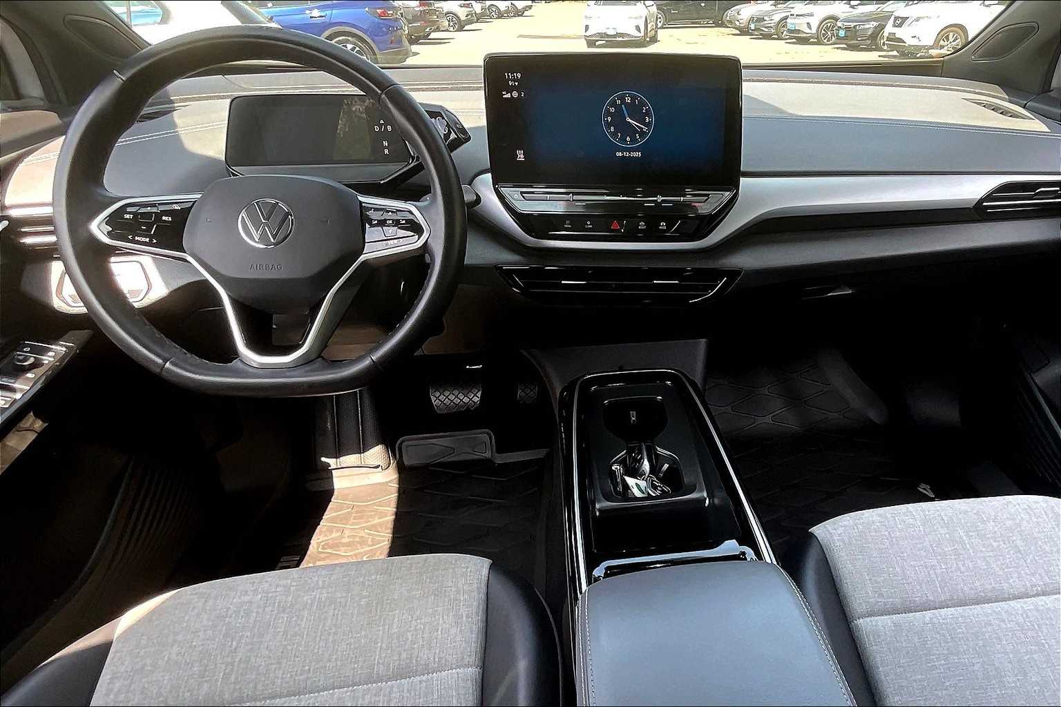 2023 Volkswagen ID.4 Pro - Photo 21