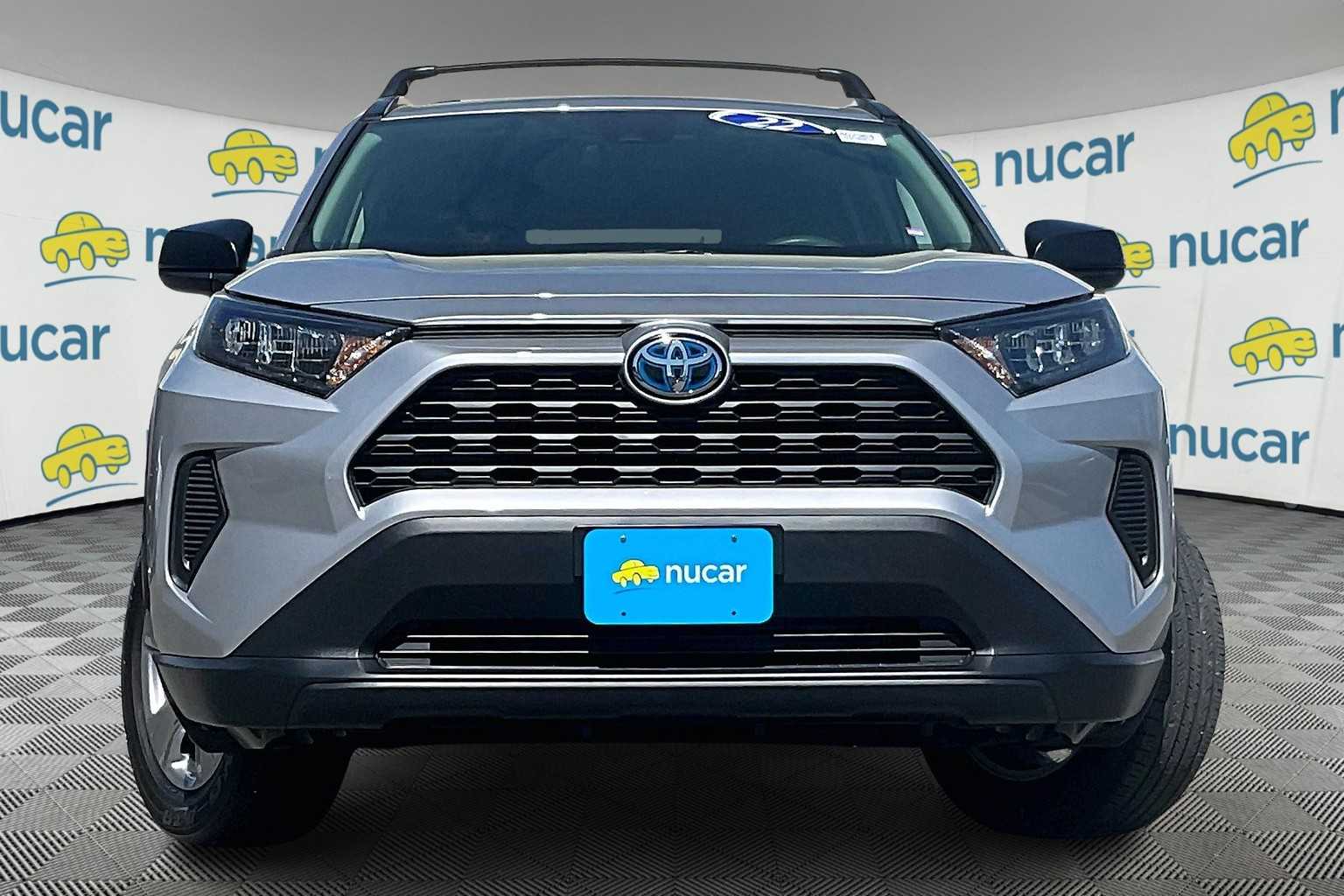 2022 Toyota RAV4 Hybrid LE - Photo 2