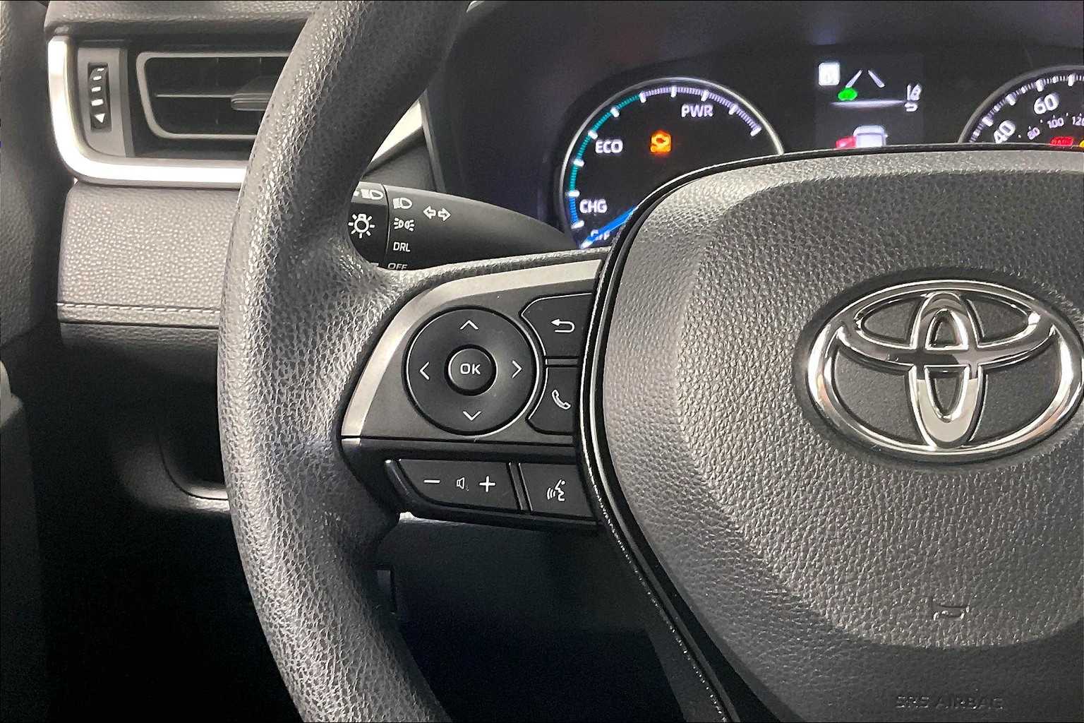 2022 Toyota RAV4 Hybrid LE - Photo 22
