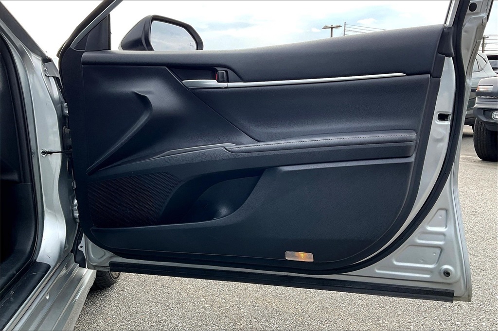 2023 Toyota Camry XSE - Photo 11