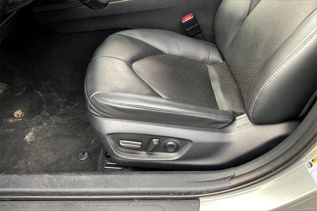 2023 Toyota Camry XSE - Photo 32