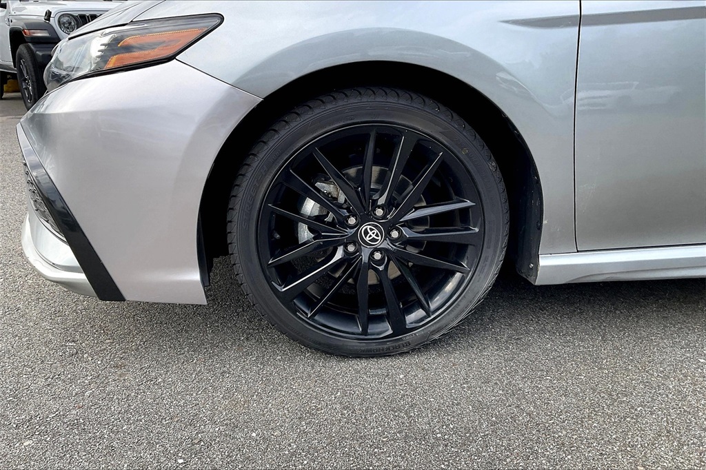 2023 Toyota Camry XSE - Photo 7