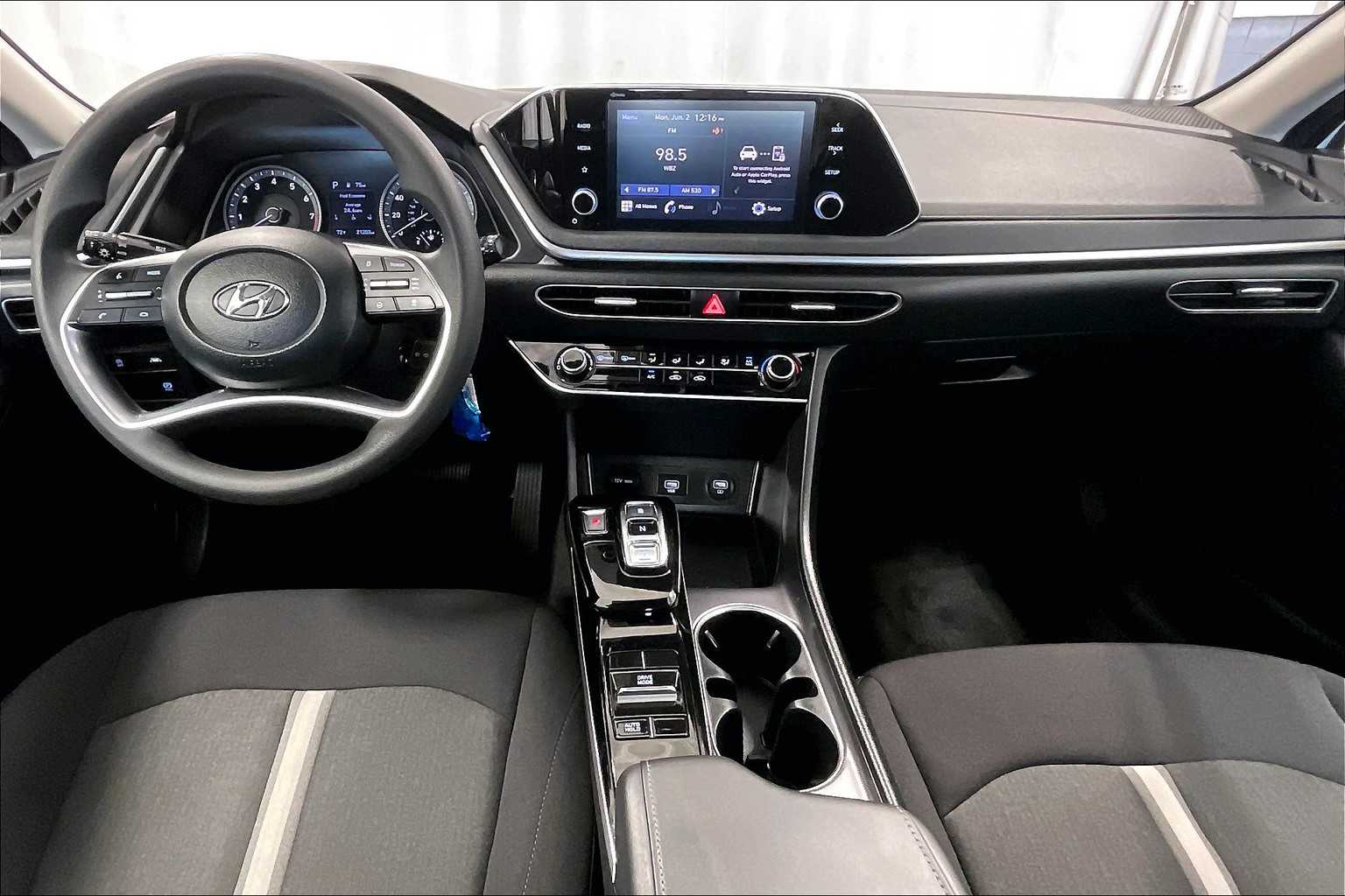 2022 Hyundai Sonata SE - Photo 21