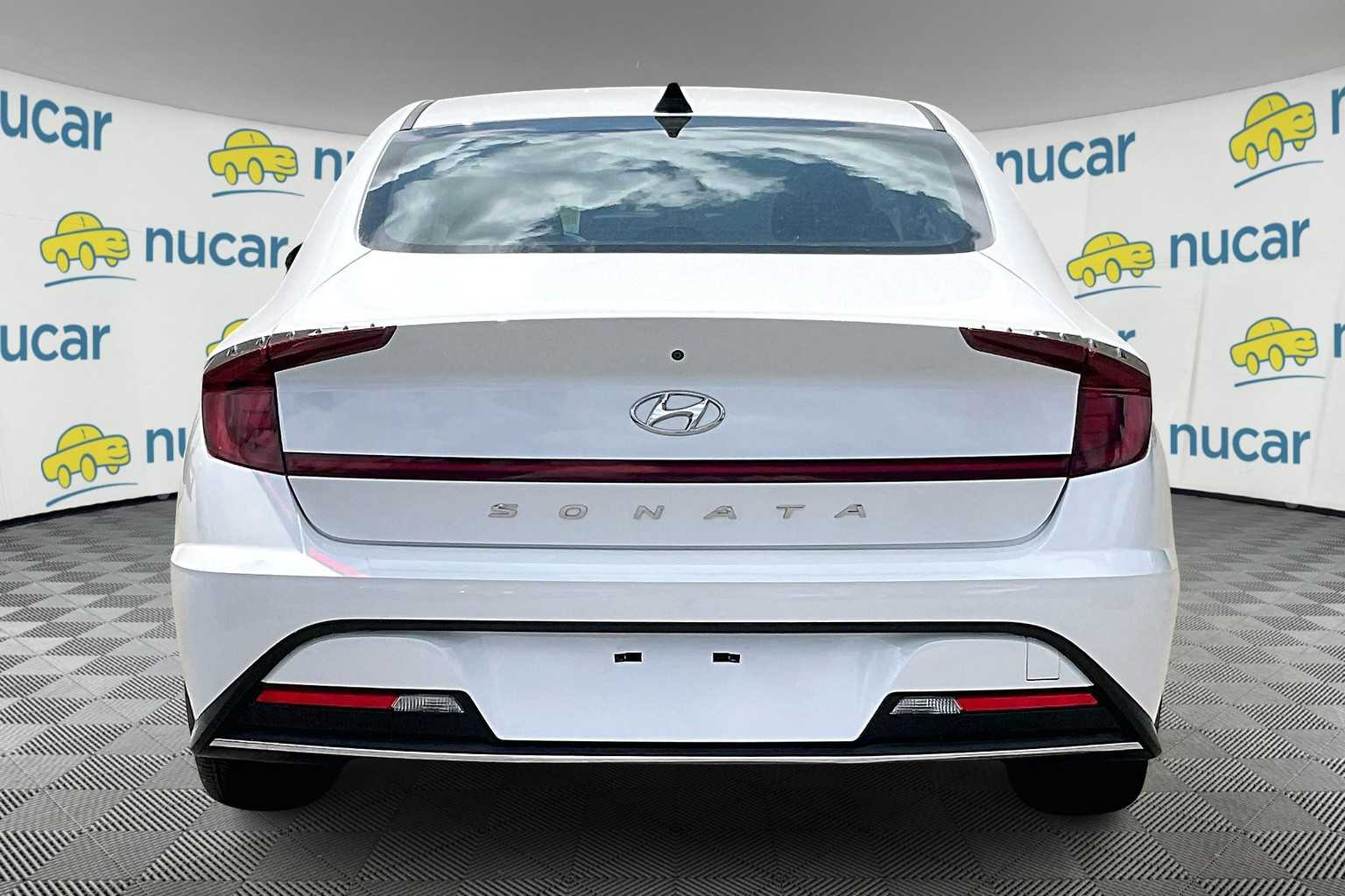 2022 Hyundai Sonata SE - Photo 5