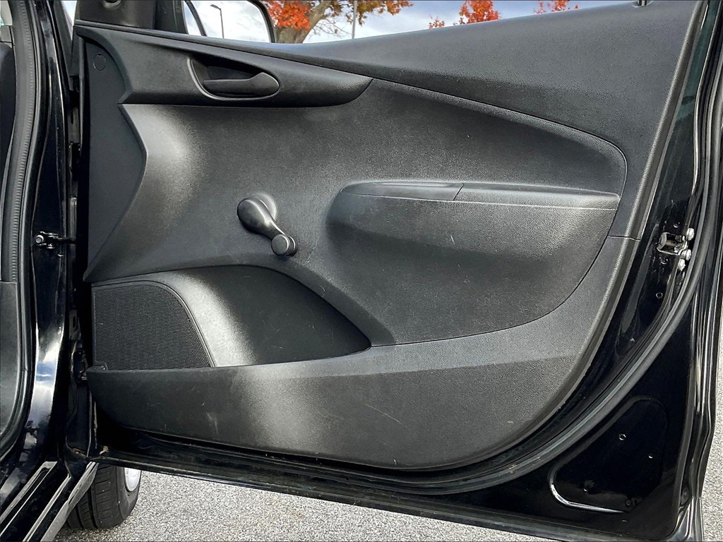 2019 Chevrolet Spark LS - Photo 11