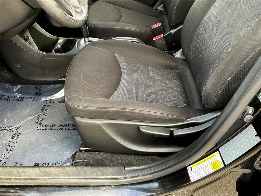 2019 Chevrolet Spark LS - Photo 27