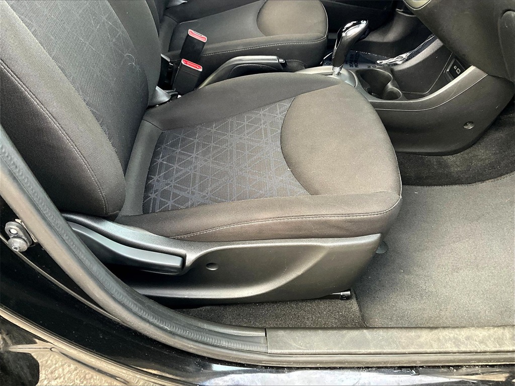 2019 Chevrolet Spark LS - Photo 29