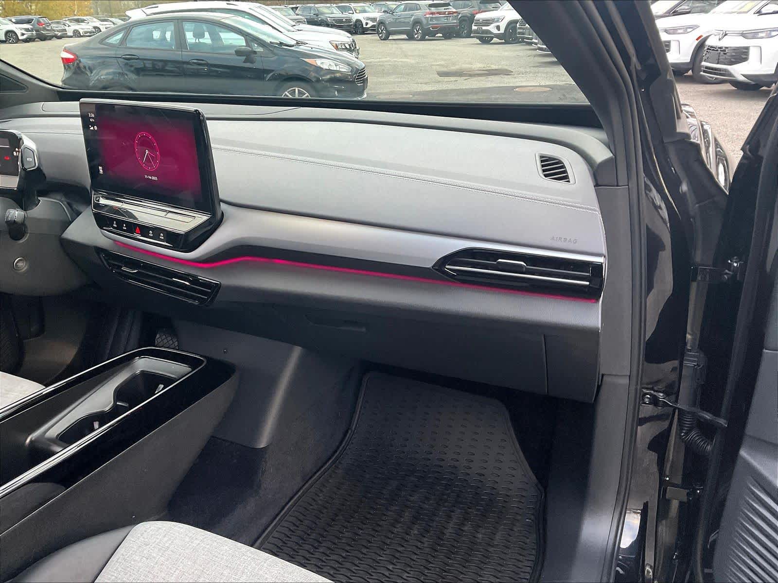 2023 Volkswagen ID.4 Pro - Photo 13