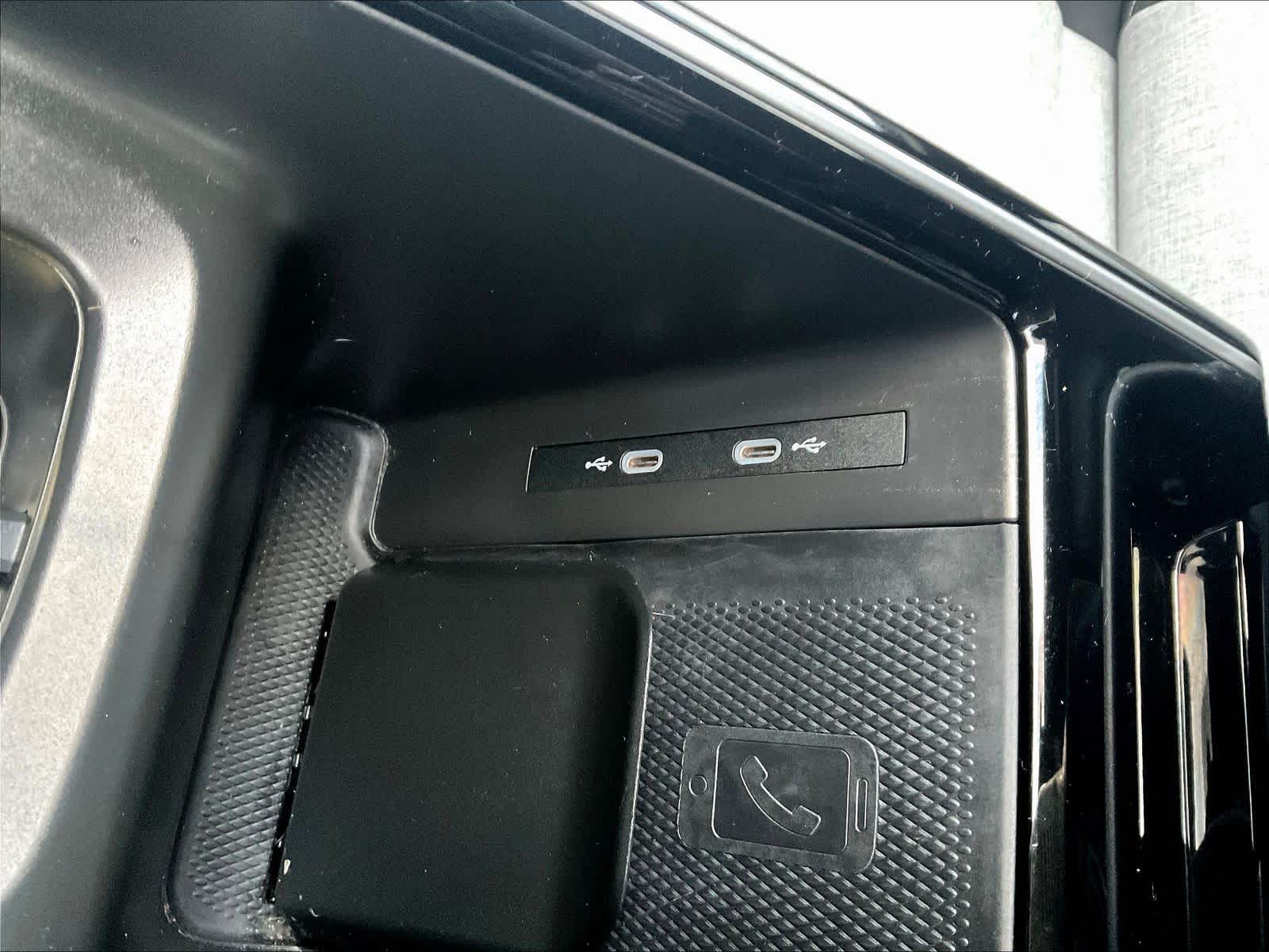 2023 Volkswagen ID.4 Pro - Photo 25