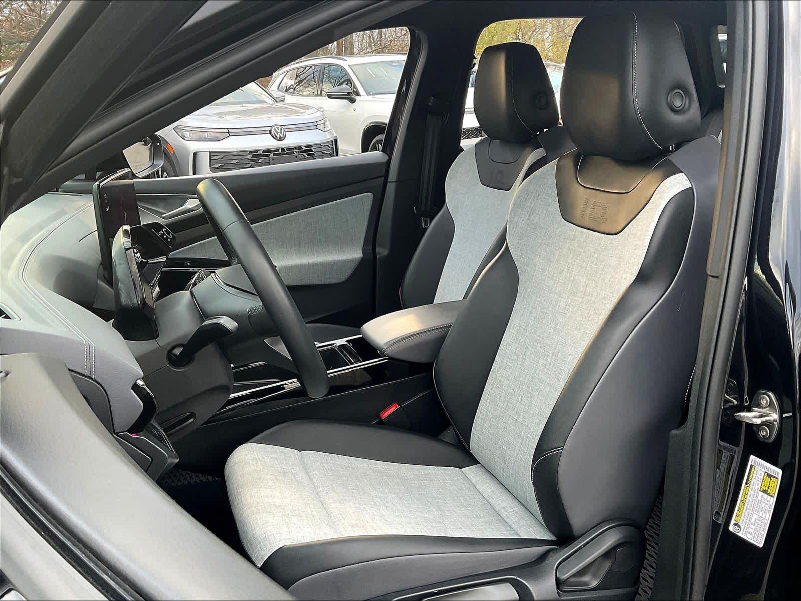 2023 Volkswagen ID.4 Pro - Photo 10